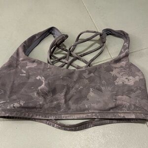 lululemon free to be wild bra purple size 6